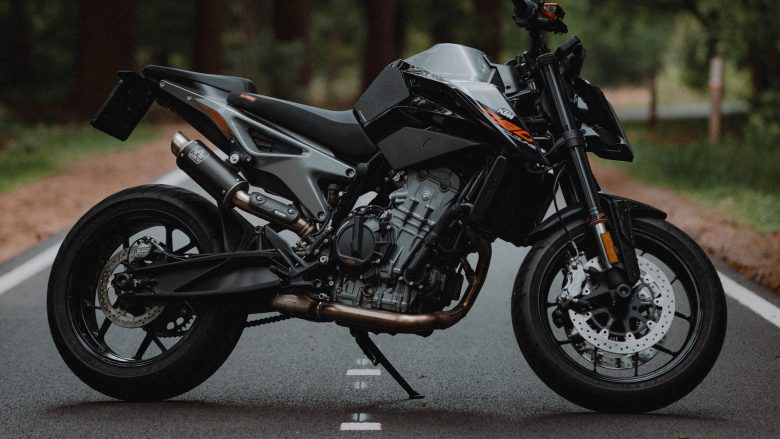 Racing For Glory: The Unforgettable Moments That Define Motorcycle Racing